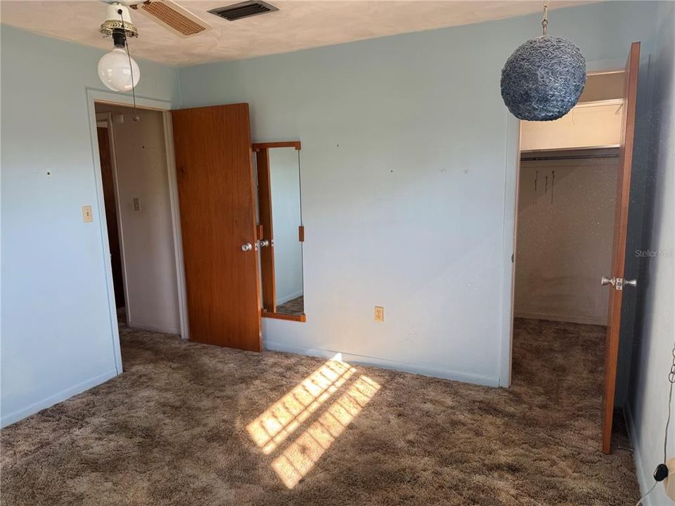 На продажу: $256,900 (3 спален, 2 ванн, 1254 Квадратных фут)