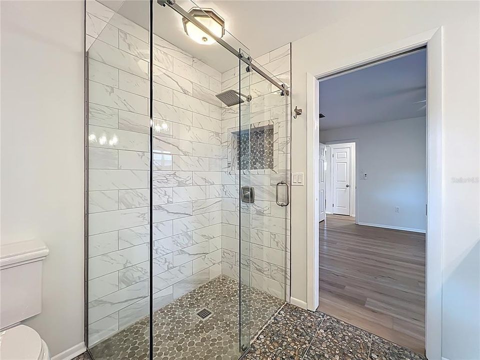 En Renta: $2,490 (3 camas, 2 baños, 1784 Pies cuadrados)