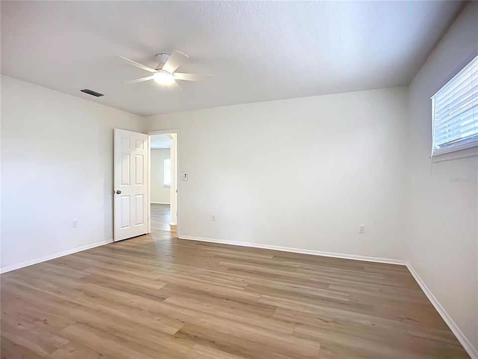 En Renta: $2,490 (3 camas, 2 baños, 1784 Pies cuadrados)