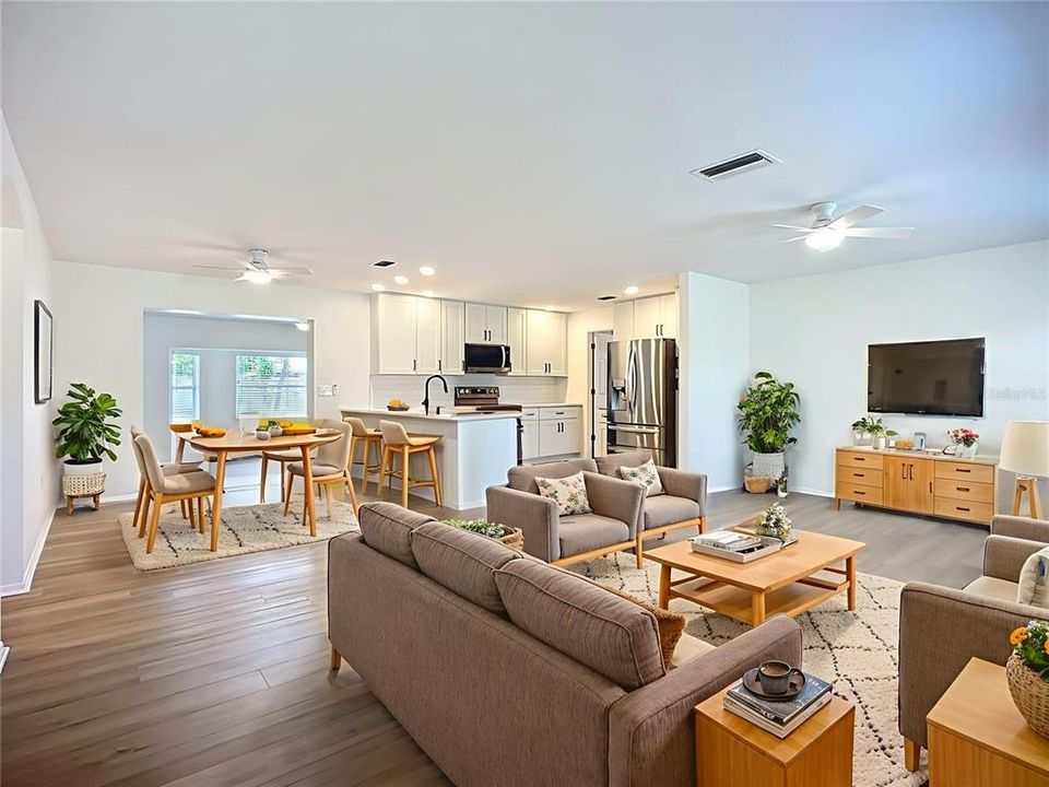 En Renta: $2,490 (3 camas, 2 baños, 1784 Pies cuadrados)