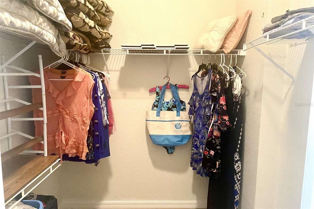 For Sale: $729,000 (3 beds, 2 baths, 2009 Square Feet)