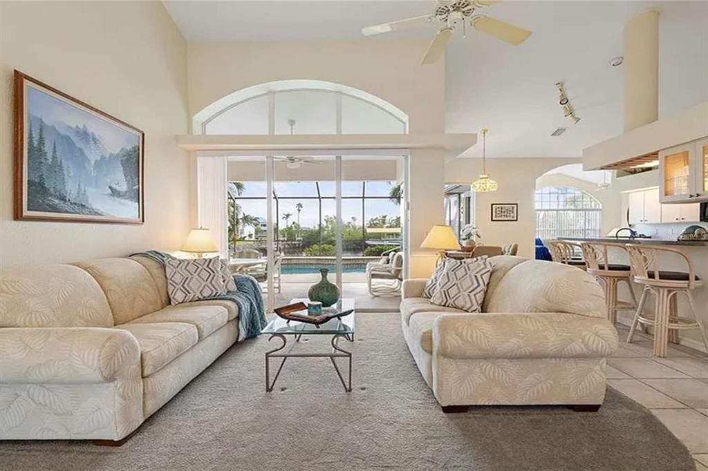 For Sale: $729,000 (3 beds, 2 baths, 2009 Square Feet)