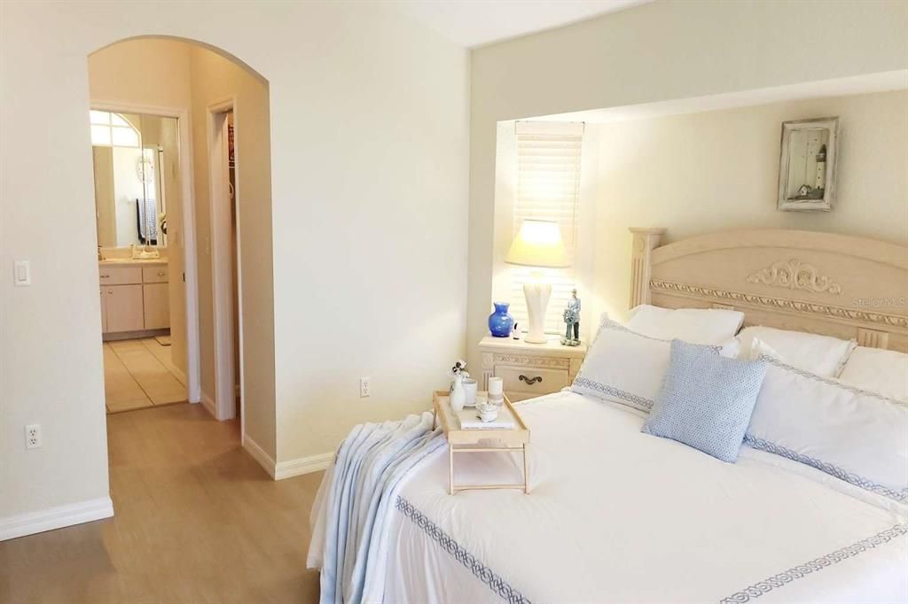 For Sale: $729,000 (3 beds, 2 baths, 2009 Square Feet)