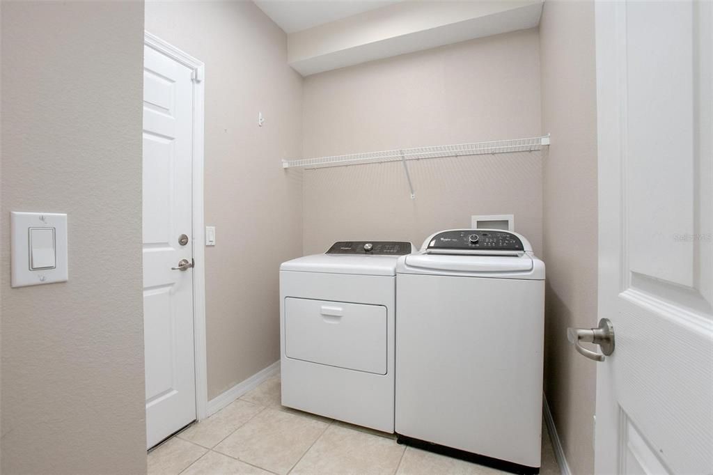 For Sale: $389,000 (4 beds, 2 baths, 1842 Square Feet)