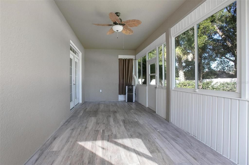 For Sale: $389,000 (4 beds, 2 baths, 1842 Square Feet)