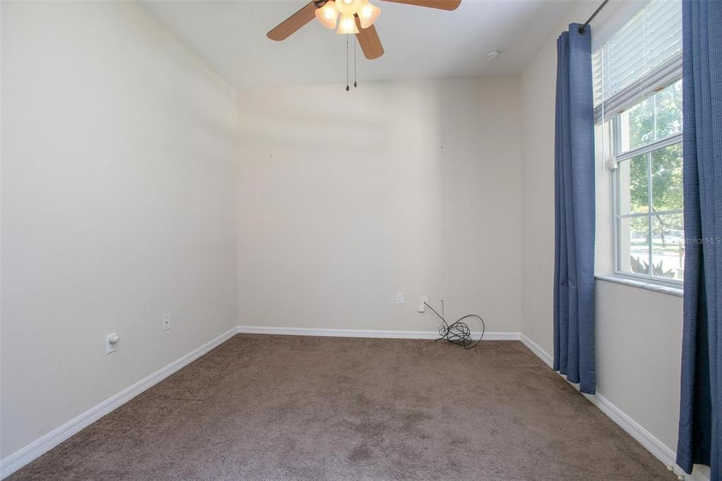 For Sale: $389,000 (4 beds, 2 baths, 1842 Square Feet)