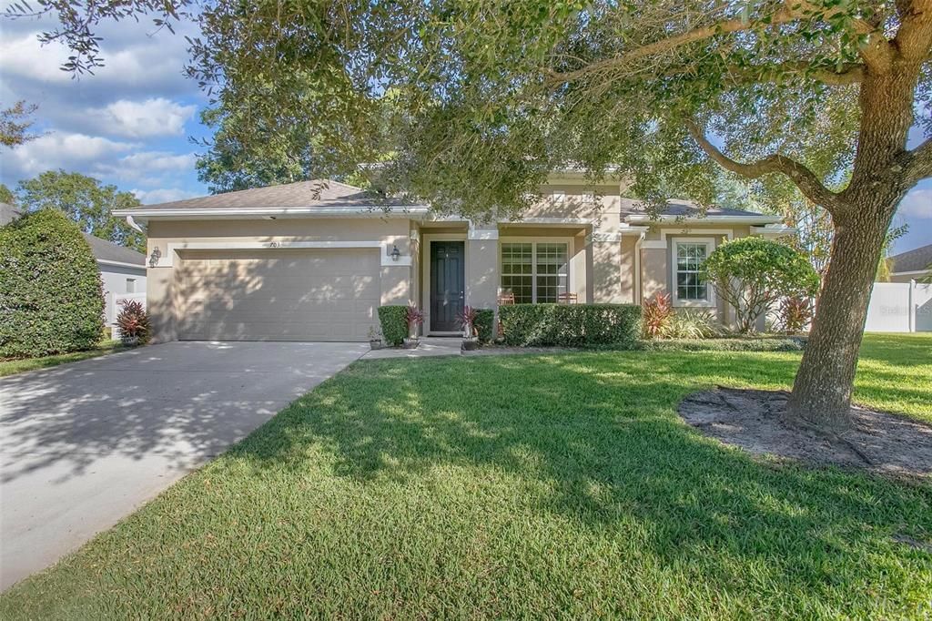 For Sale: $389,000 (4 beds, 2 baths, 1842 Square Feet)