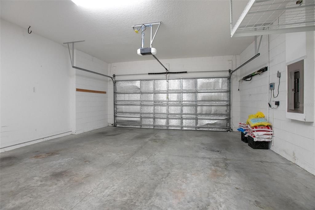 For Sale: $389,000 (4 beds, 2 baths, 1842 Square Feet)