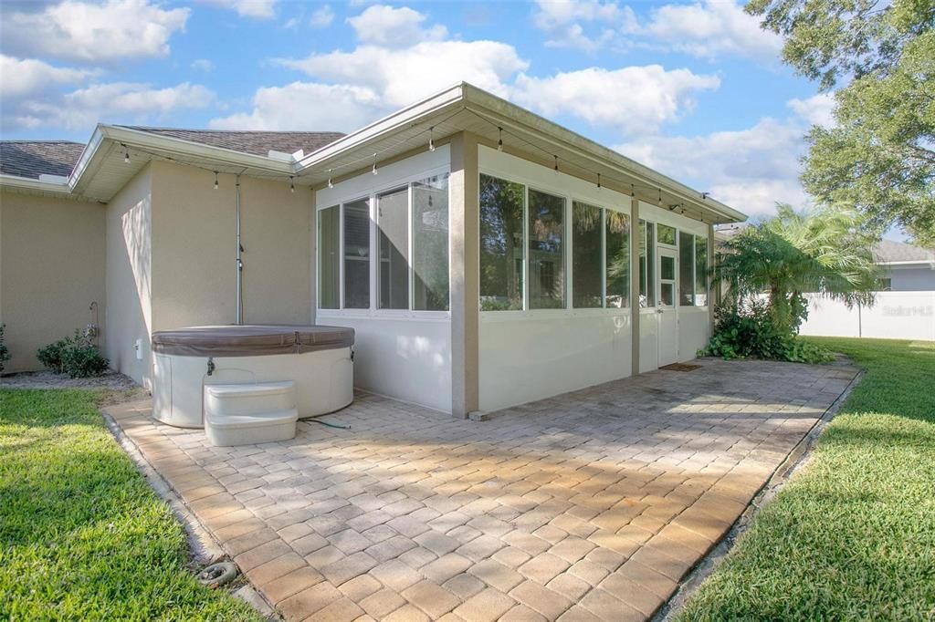 For Sale: $389,000 (4 beds, 2 baths, 1842 Square Feet)