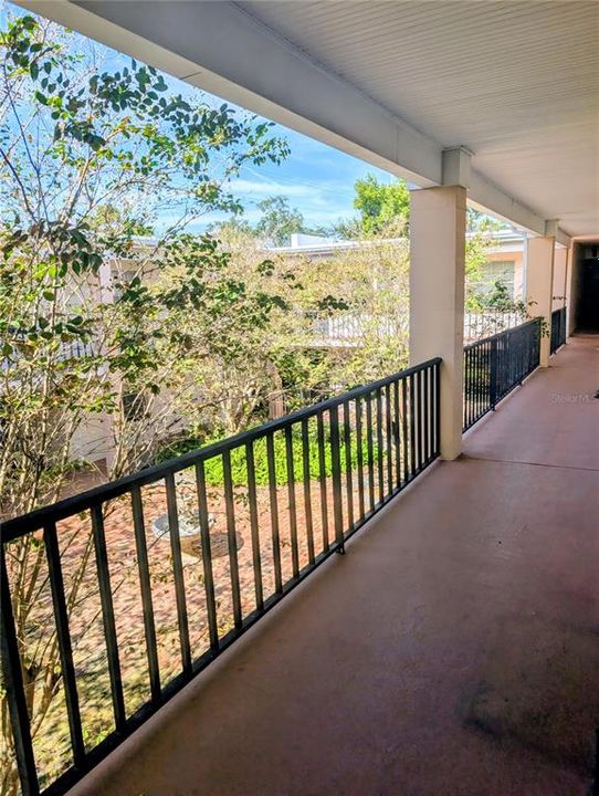 For Sale: $177,000 (1 beds, 1 baths, 600 Square Feet)