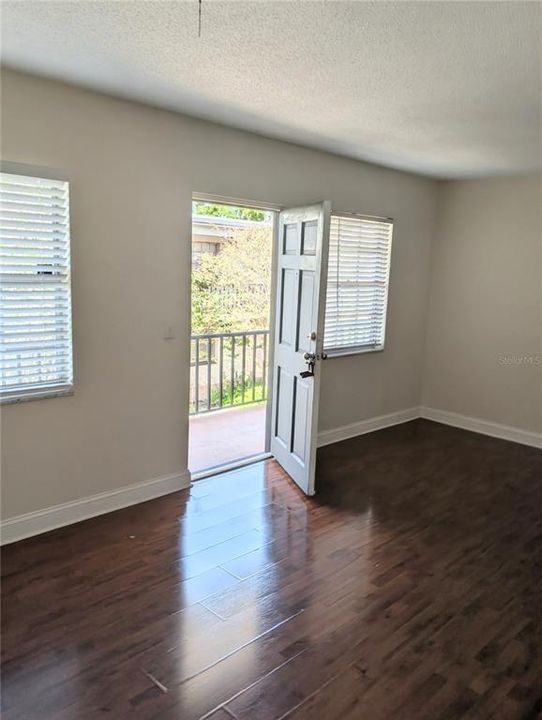 For Sale: $177,000 (1 beds, 1 baths, 600 Square Feet)
