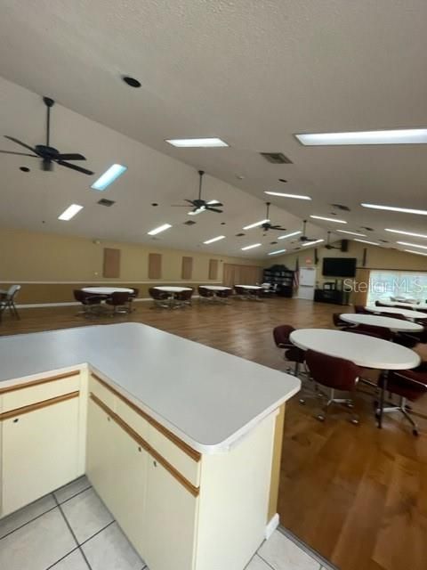 Active With Contract: $185,000 (2 beds, 2 baths, 852 Square Feet)