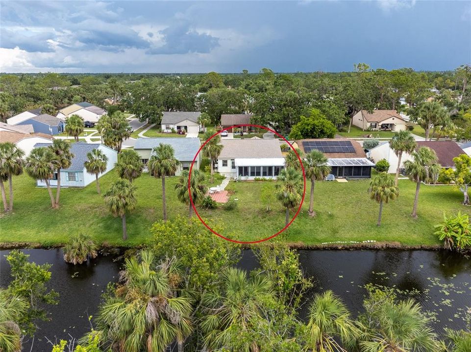 Active With Contract: $185,000 (2 beds, 2 baths, 852 Square Feet)