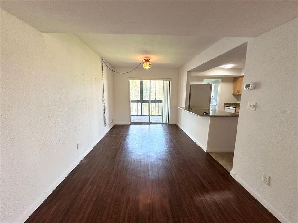 For Sale: $160,000 (2 beds, 2 baths, 1120 Square Feet)
