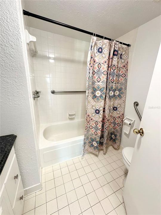 For Sale: $160,000 (2 beds, 2 baths, 1120 Square Feet)