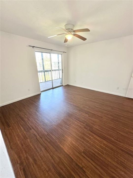 For Sale: $160,000 (2 beds, 2 baths, 1120 Square Feet)