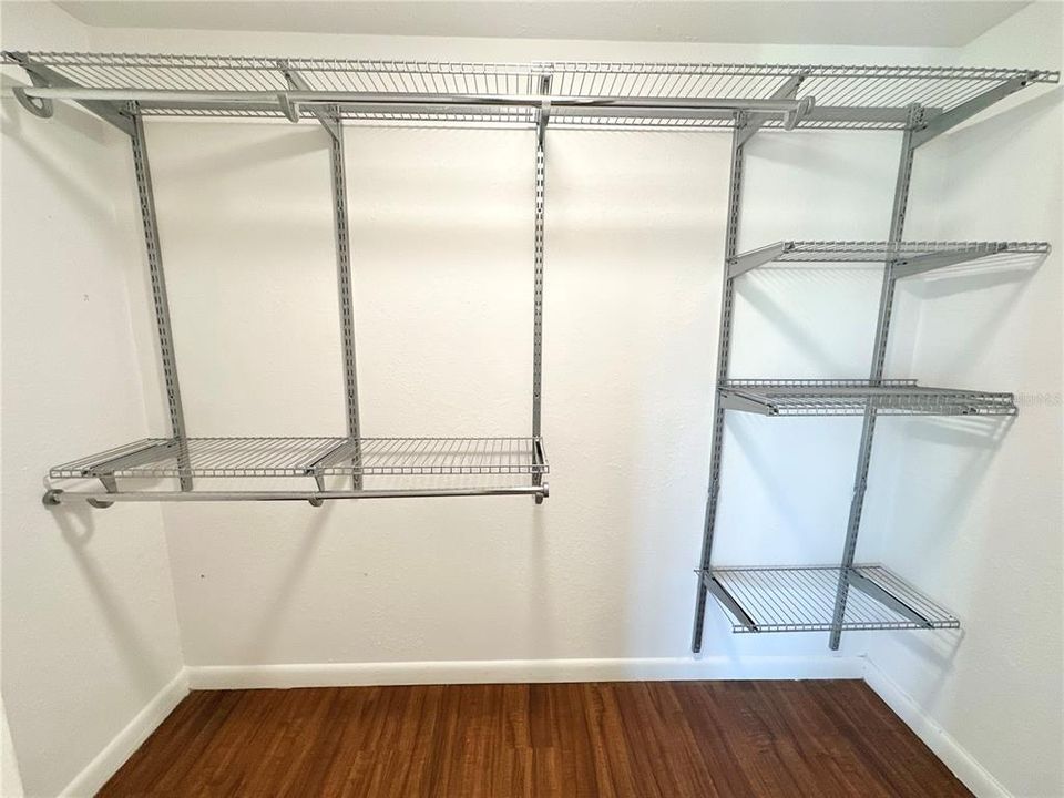 For Sale: $160,000 (2 beds, 2 baths, 1120 Square Feet)