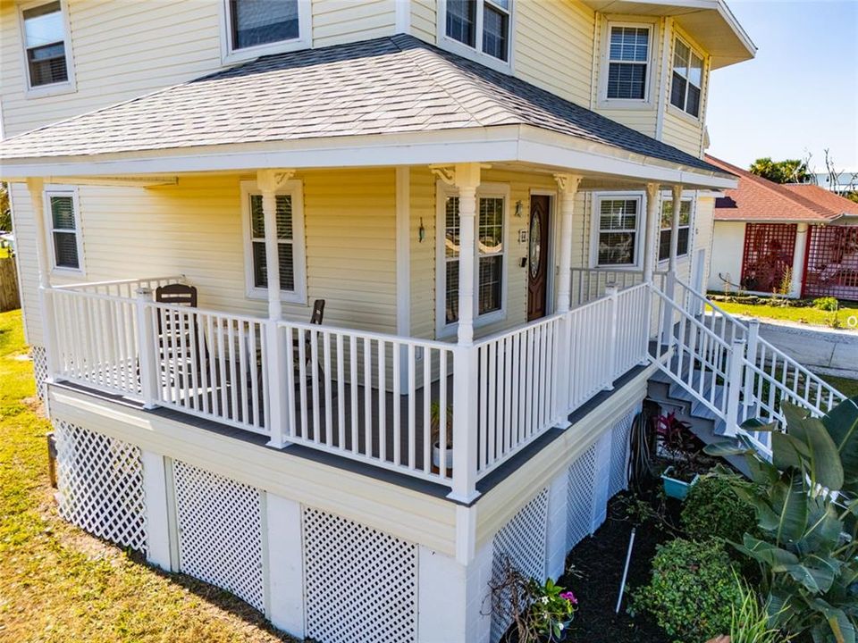 For Sale: $749,000 (4 beds, 3 baths, 2572 Square Feet)