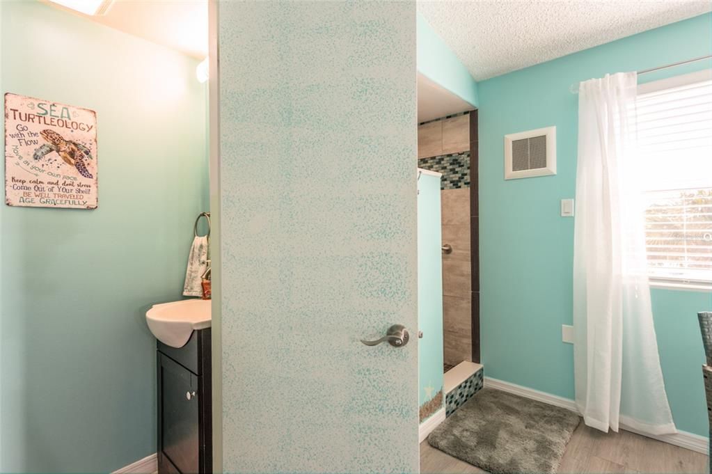 For Sale: $749,000 (4 beds, 3 baths, 2572 Square Feet)