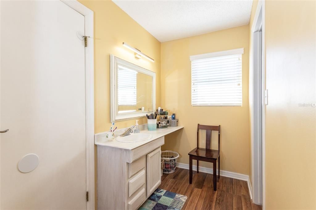 For Sale: $749,000 (4 beds, 3 baths, 2572 Square Feet)