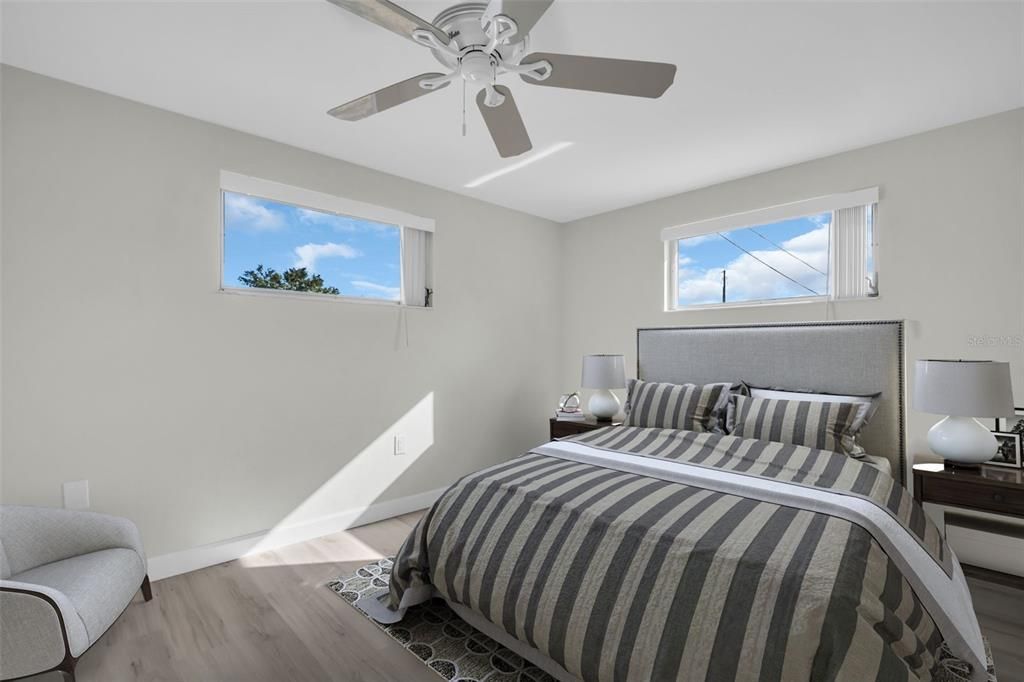 For Sale: $299,900 (2 beds, 2 baths, 1504 Square Feet)