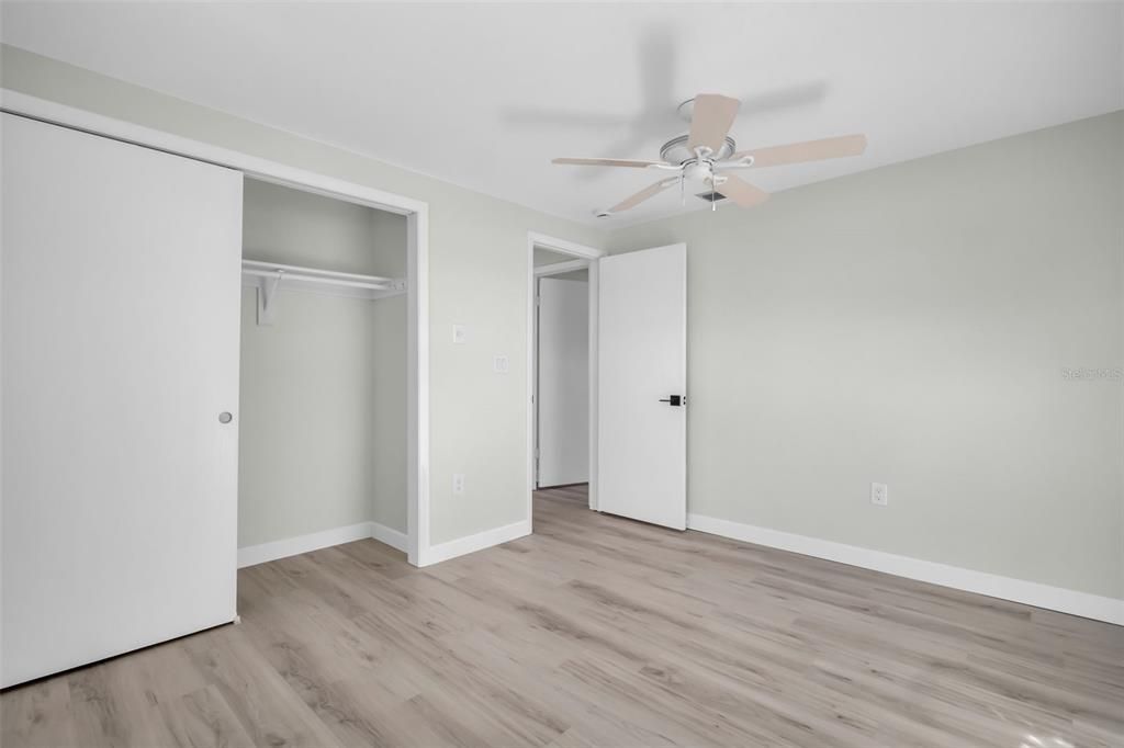 For Sale: $299,900 (2 beds, 2 baths, 1504 Square Feet)