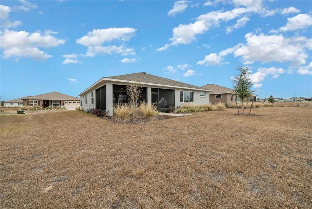 На продажу: $419,900 (2 спален, 2 ванн, 1983 Квадратных фут)