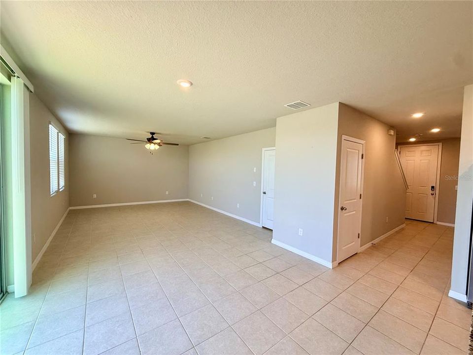 For Sale: $475,000 (4 beds, 2 baths, 2340 Square Feet)