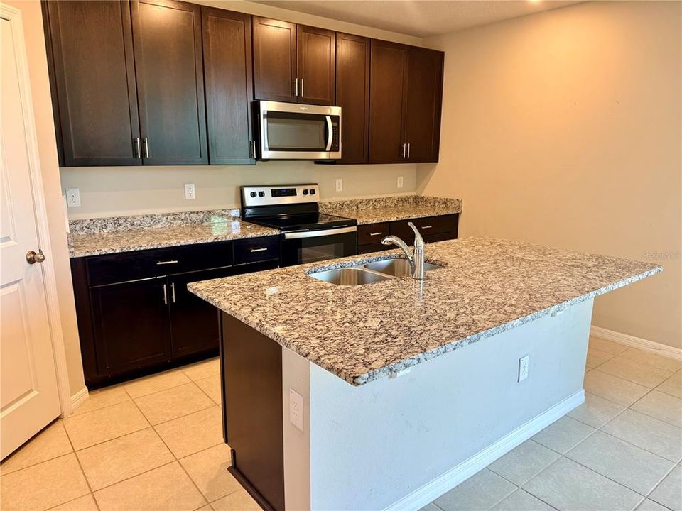 For Sale: $475,000 (4 beds, 2 baths, 2340 Square Feet)