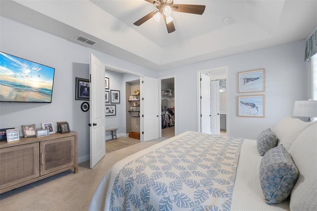 For Sale: $575,000 (3 beds, 2 baths, 2373 Square Feet)