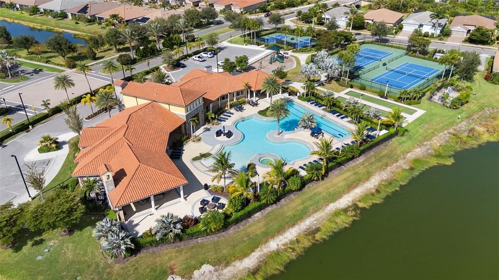 For Sale: $575,000 (3 beds, 2 baths, 2373 Square Feet)