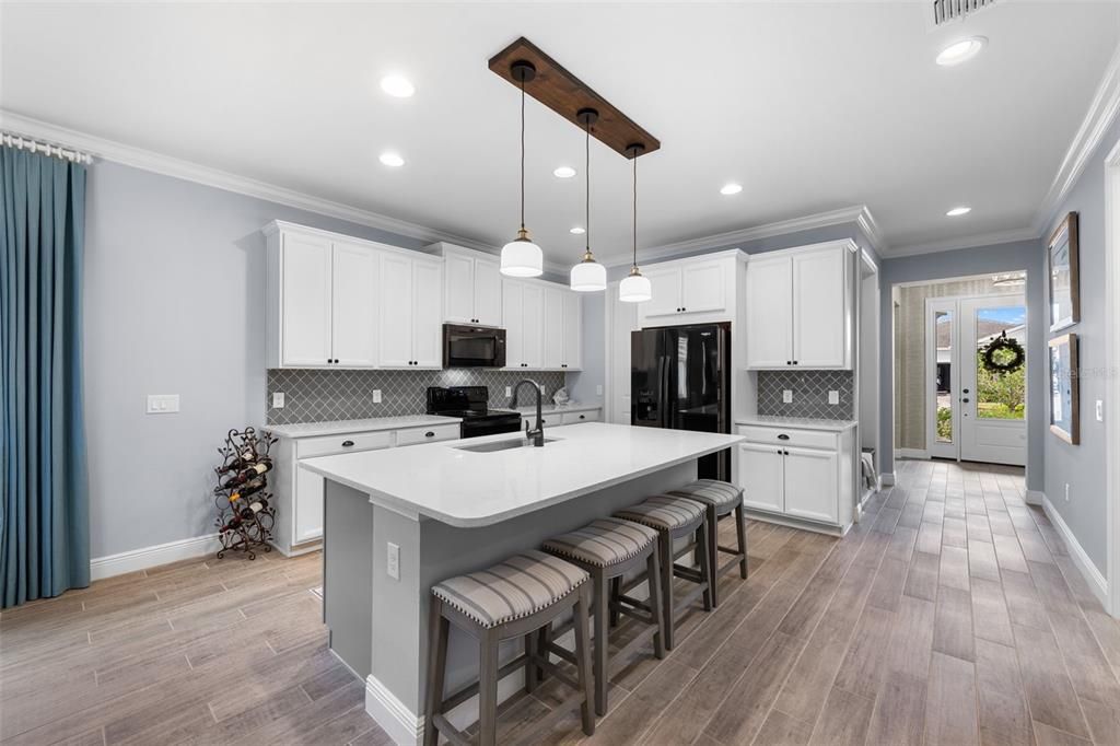 For Sale: $575,000 (3 beds, 2 baths, 2373 Square Feet)