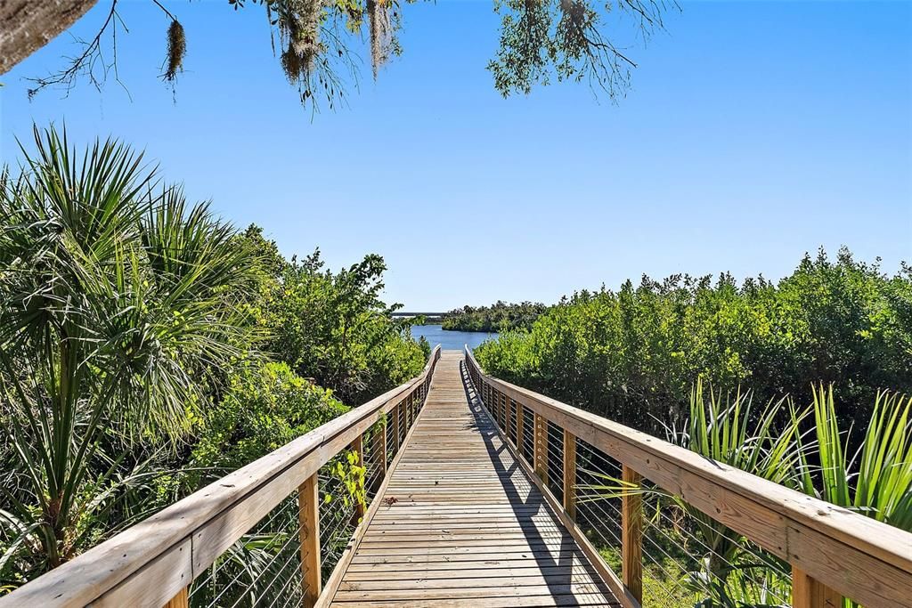 En Venta: $1,550,000 (3 camas, 3 baños, 2904 Pies cuadrados)