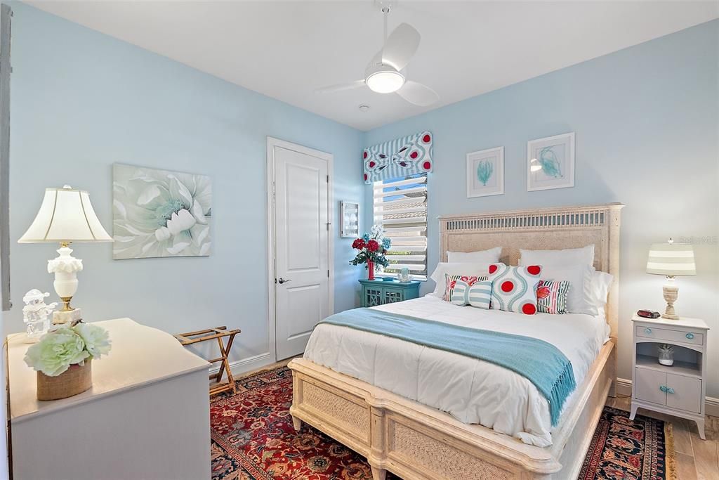 En Venta: $1,550,000 (3 camas, 3 baños, 2904 Pies cuadrados)