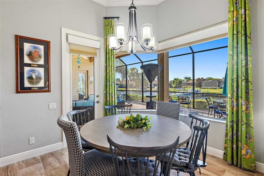 En Venta: $1,550,000 (3 camas, 3 baños, 2904 Pies cuadrados)