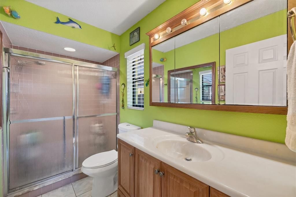 待售: $325,000 (3 贝兹, 2 浴室, 1348 平方英尺)