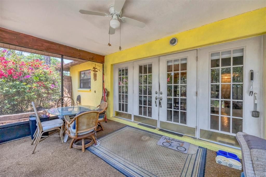 待售: $325,000 (3 贝兹, 2 浴室, 1348 平方英尺)