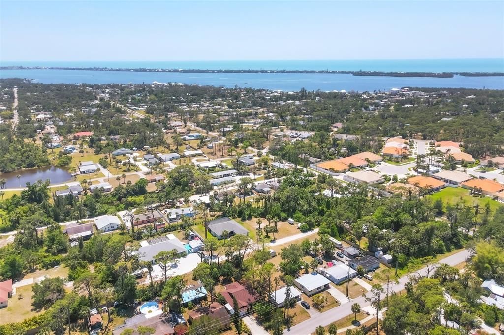 待售: $325,000 (3 贝兹, 2 浴室, 1348 平方英尺)