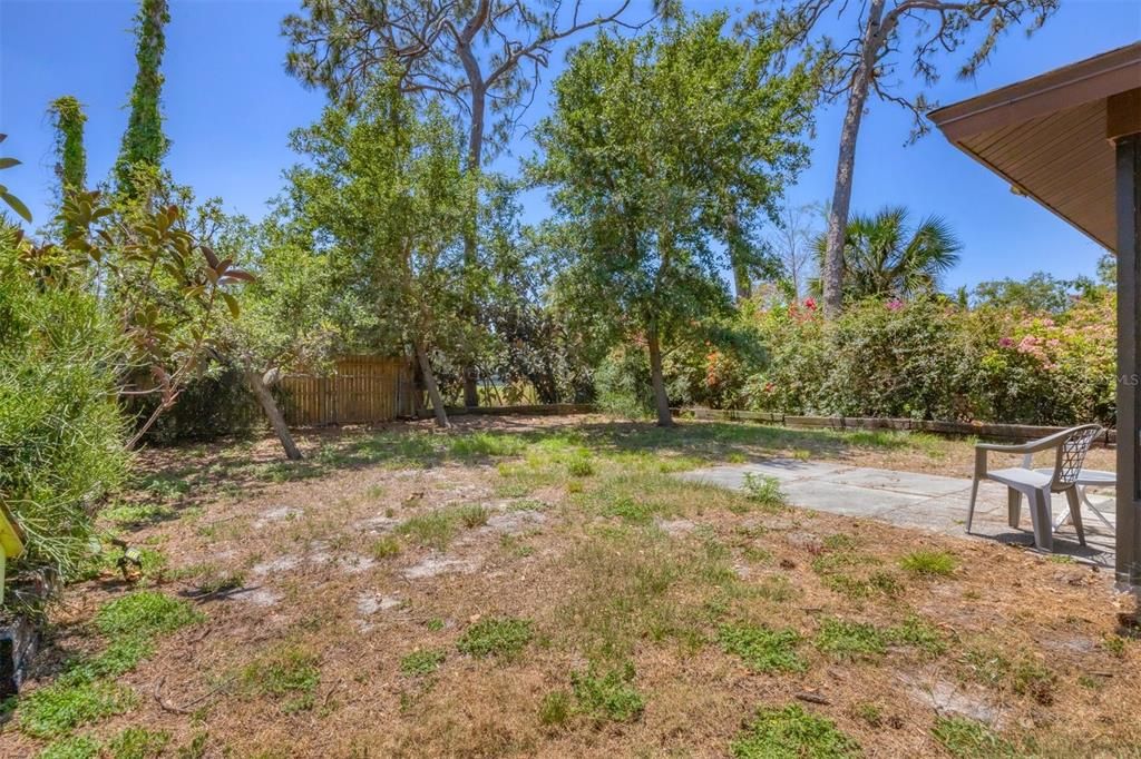 待售: $325,000 (3 贝兹, 2 浴室, 1348 平方英尺)