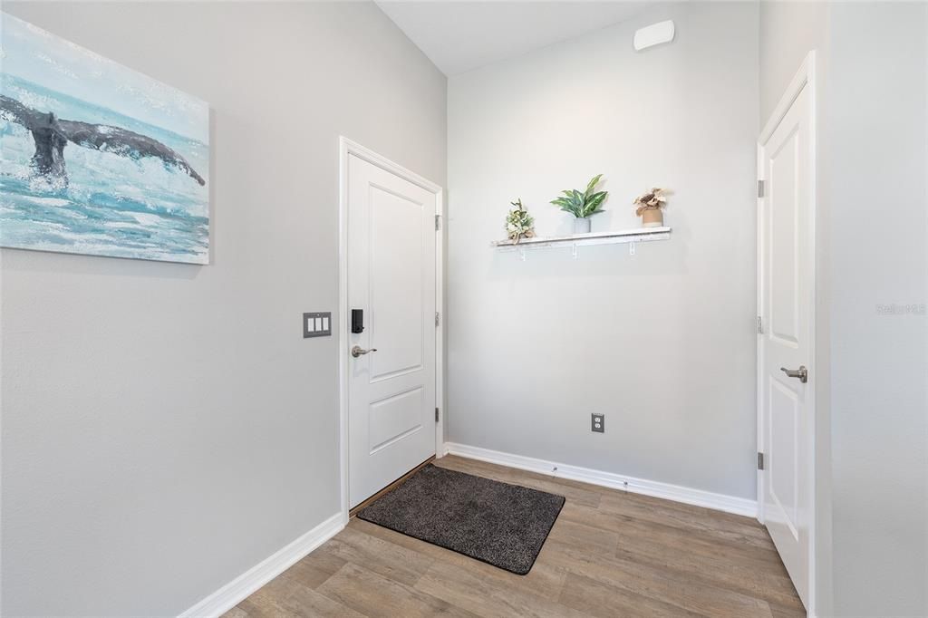 For Sale: $362,750 (3 beds, 2 baths, 1631 Square Feet)