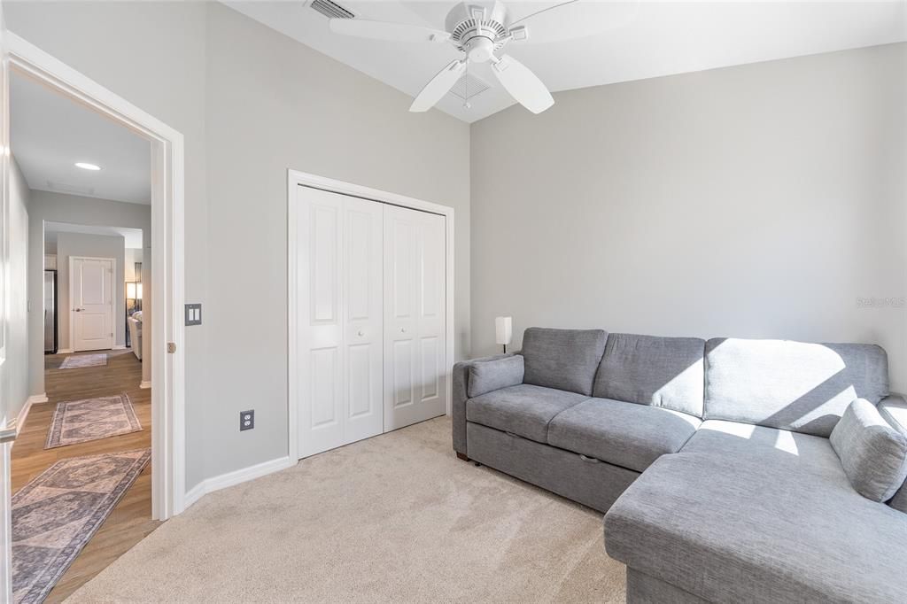 For Sale: $362,750 (3 beds, 2 baths, 1631 Square Feet)