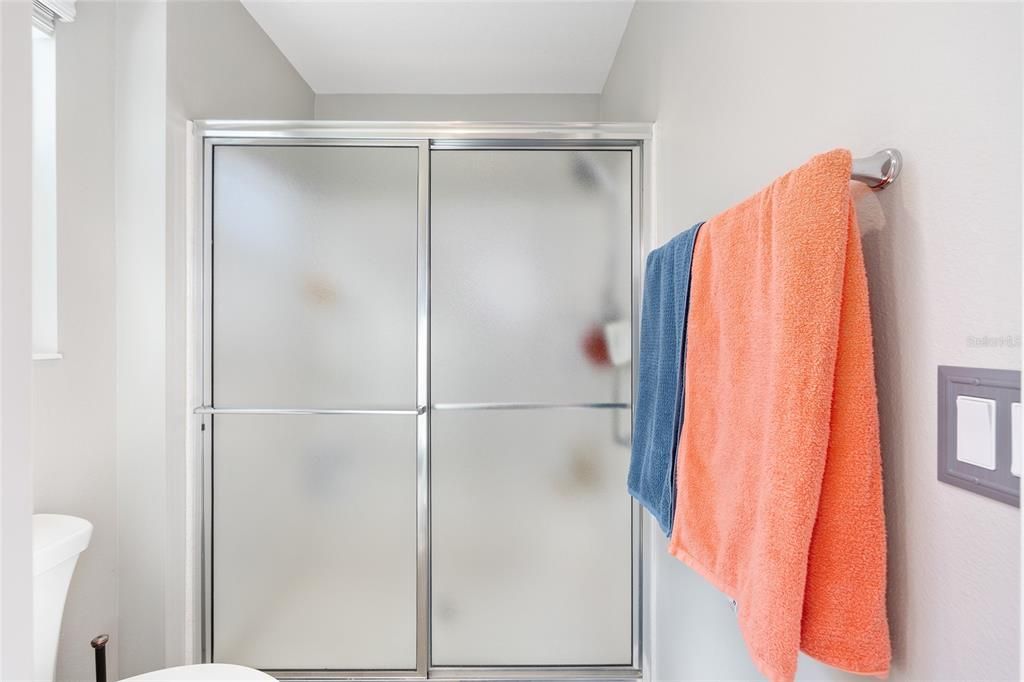 For Sale: $362,750 (3 beds, 2 baths, 1631 Square Feet)