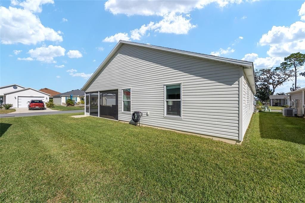 For Sale: $362,750 (3 beds, 2 baths, 1631 Square Feet)