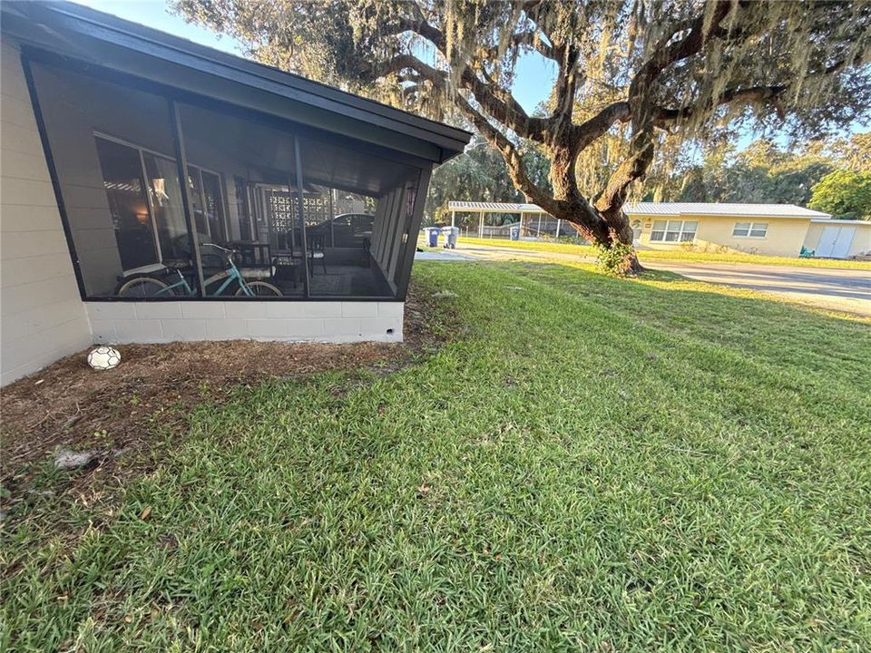 For Sale: $375,000 (3 beds, 2 baths, 1300 Square Feet)