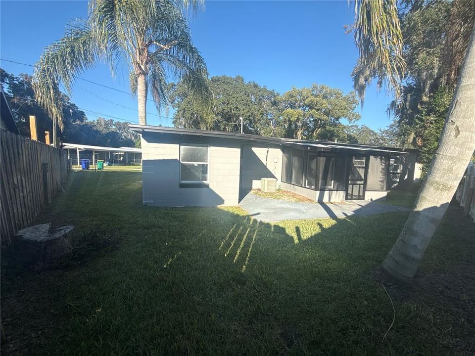 For Sale: $375,000 (3 beds, 2 baths, 1300 Square Feet)