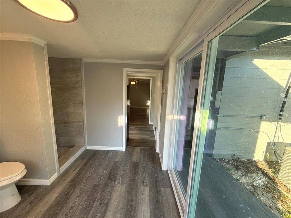 For Sale: $375,000 (3 beds, 2 baths, 1300 Square Feet)