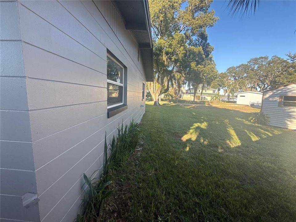 For Sale: $375,000 (3 beds, 2 baths, 1300 Square Feet)