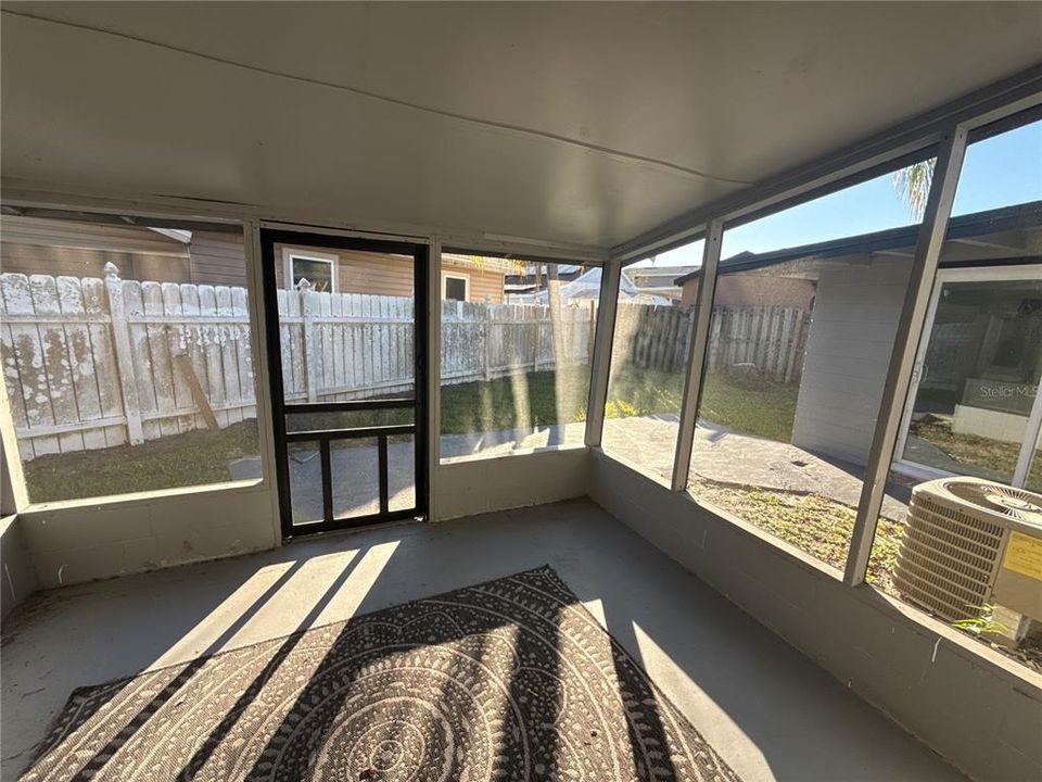 For Sale: $375,000 (3 beds, 2 baths, 1300 Square Feet)