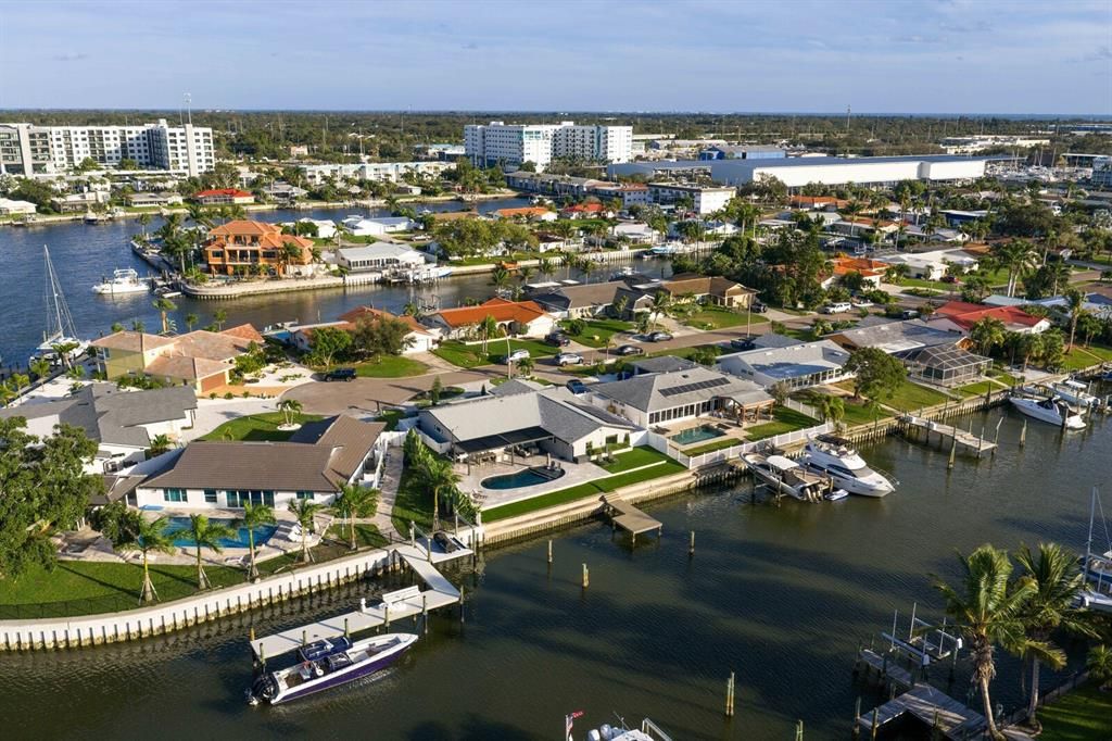 待售: $1,900,000 (3 贝兹, 3 浴室, 2552 平方英尺)