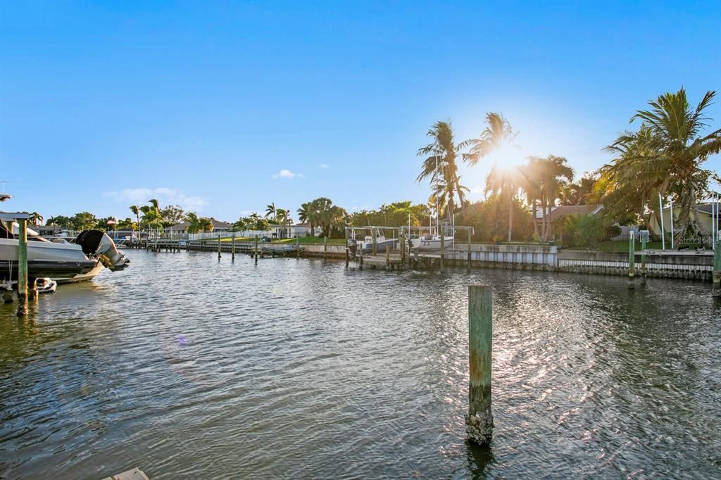 待售: $1,900,000 (3 贝兹, 3 浴室, 2552 平方英尺)